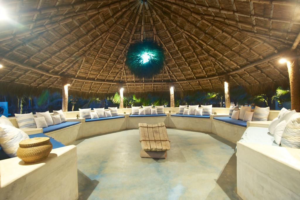 Dolphin Beach Resort Kalpitiya Exterior foto
